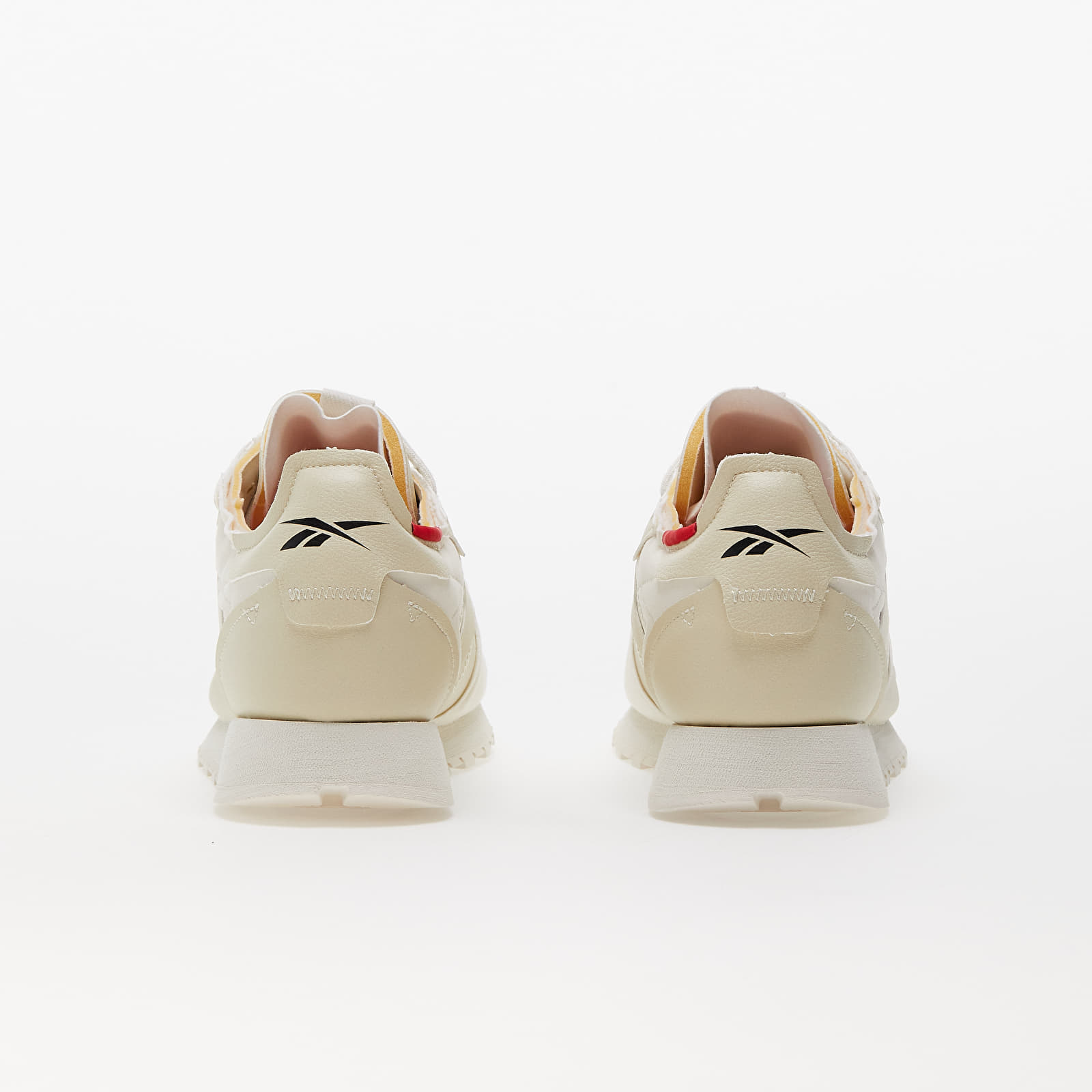 Sko til mænd Reebok x Milk Makeup Classic Vegan Vintage Chalk/ Vector Red/ Core Black