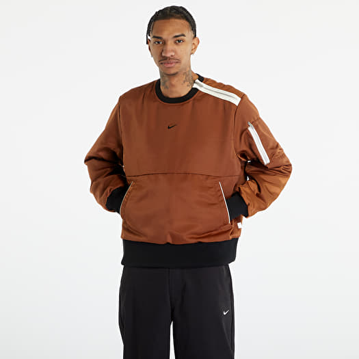 nike sportswear style essentials 