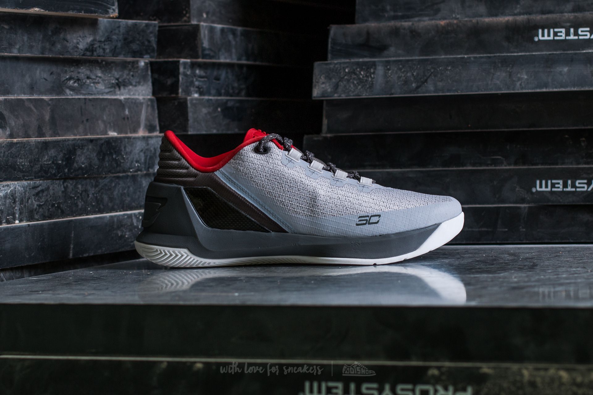 Men's shoes Under Armour Curry 3 Low Rhino Grey / Pomegranate