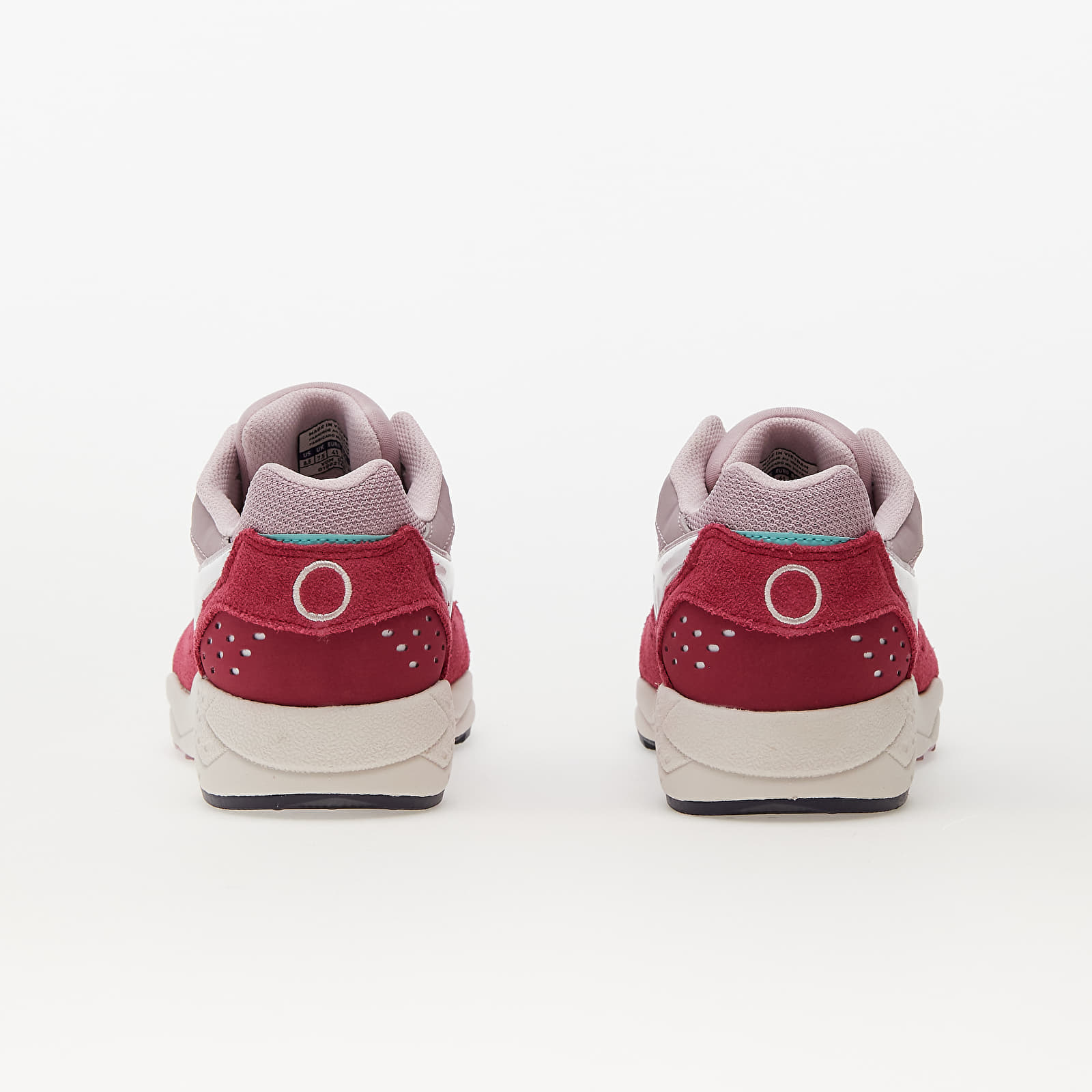 Мъжки кецове и обувки Mizuno Contender 'Naruto' Mesa Rose/ Red/ Vanilla Ice