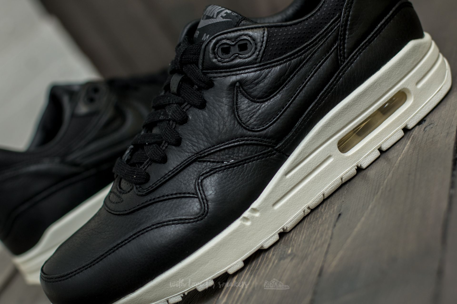 Damen Sneaker und Schuhe Nike Wmns Air Max 1 Pinnacle Black Black Sail Footshop