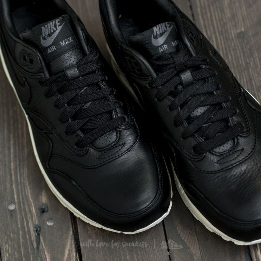 Air max hotsell 1 pinnacle black