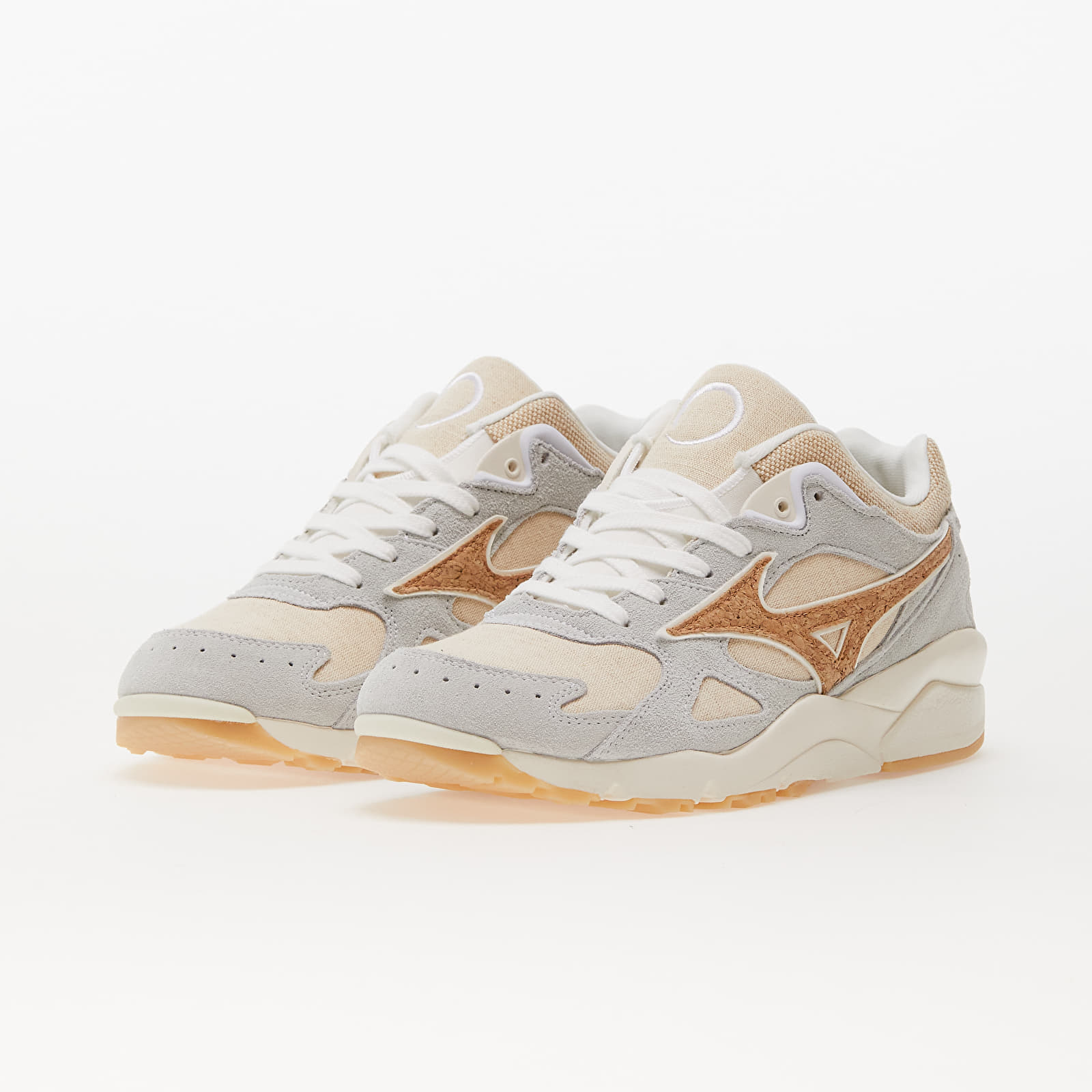 Men's shoes Mizuno Sky Medal Undyed White/ Root/ Undyed White