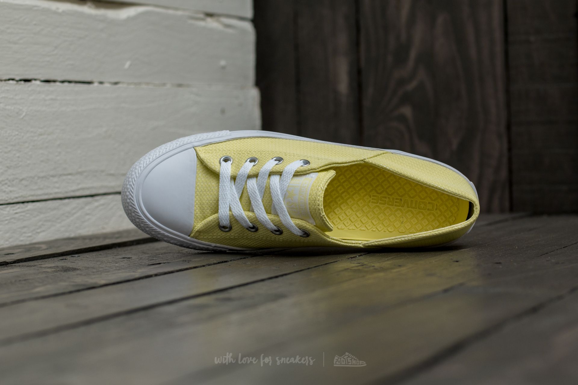 Women's shoes Converse Chuck Taylor All Star Coral Ox Lemon Haze/ Lemon Haze/ White