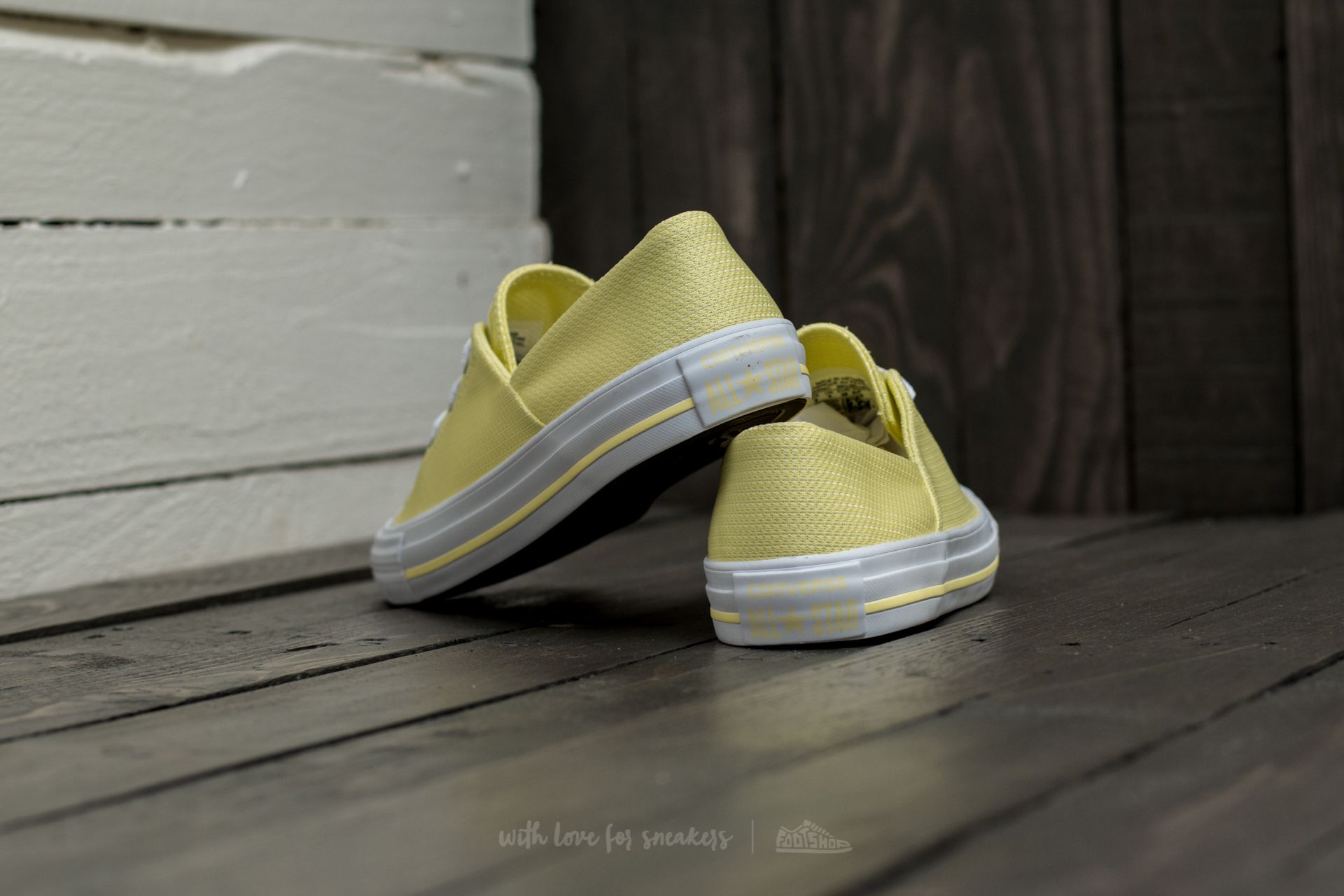 Women's shoes Converse Chuck Taylor All Star Coral Ox Lemon Haze/ Lemon Haze/ White