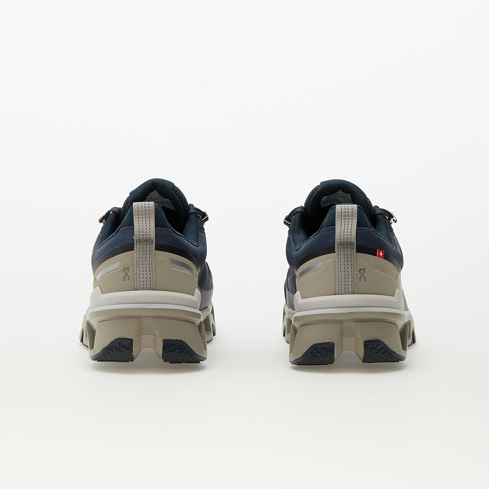 Women's shoes On W Cloudwander Waterproof Navy/ Desert