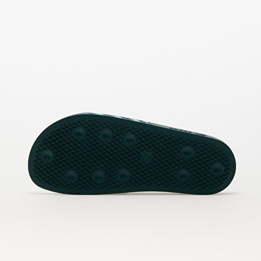 Dark green on sale adidas slides