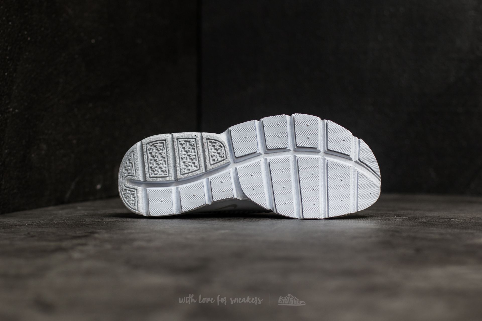 Ženski čevlji Nike Wmns Sock Dart White/ Pure Platinum
