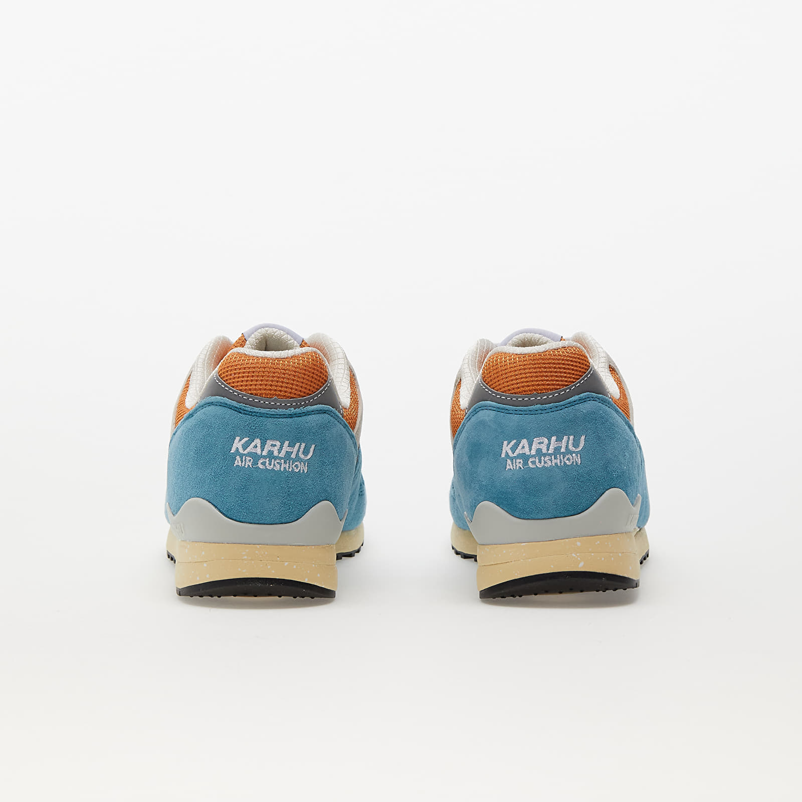 Încălțăminte și sneakerși pentru bărbați Karhu Synchron Classic Reef Waters/ Abbey Stone