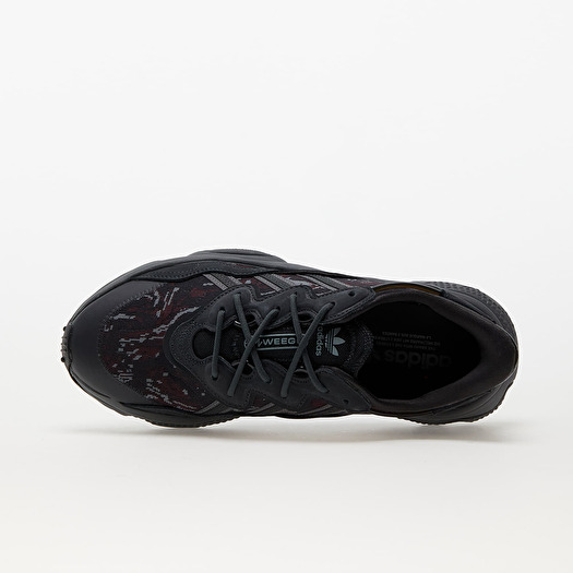 Ozweego black red new arrivals