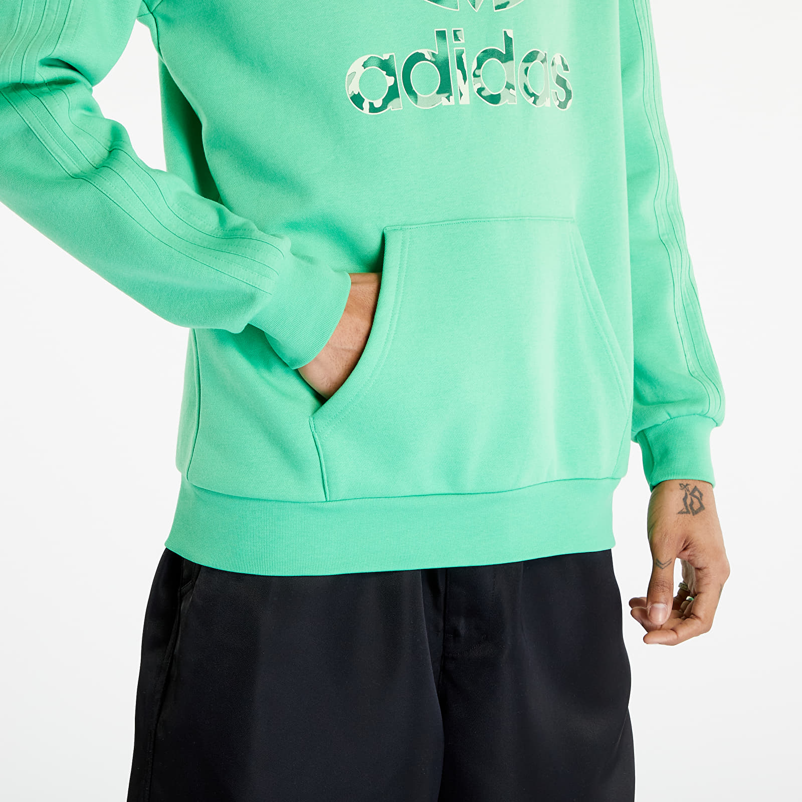 Sweatshirts adidas Graphics Camo Infill Hoodie Semi Screaming Green |  Footshop