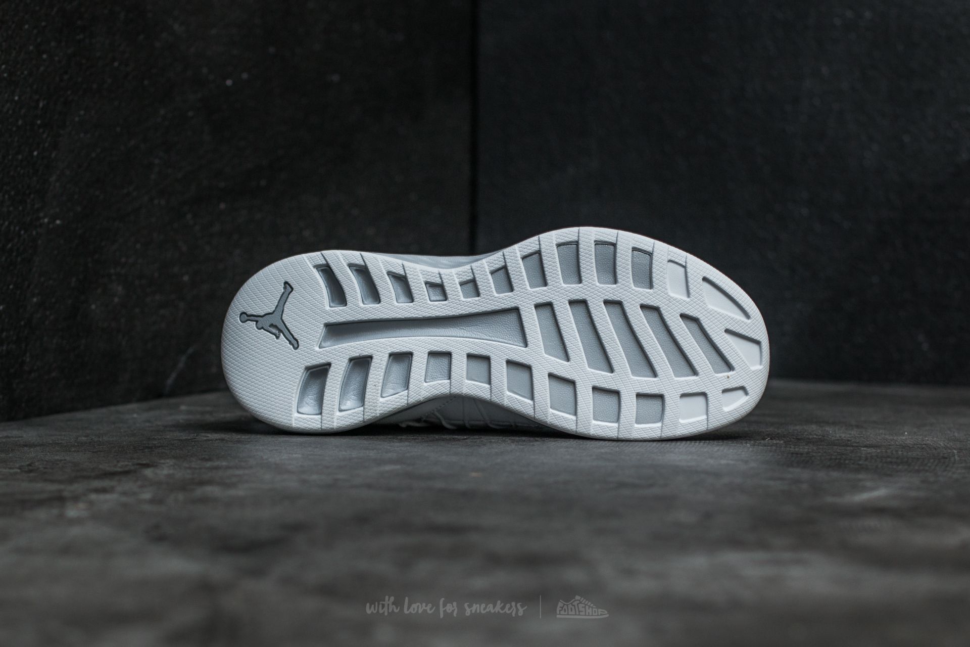 Zapatillas Hombre Jordan Formula 23 Toggle White/ Wolf Grey-Pure Platinum
