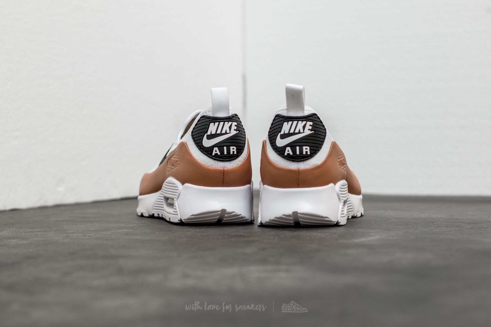 Naisten kengät Nike W Air Max 90 Ultra 2.0 Ease White/ Black-Dusted Clay
