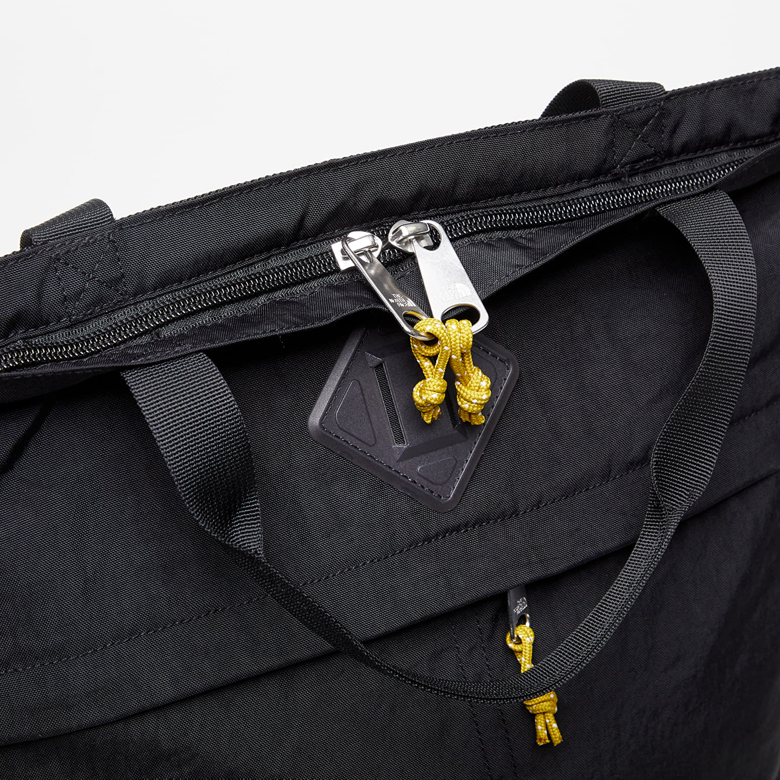 Batohy a tašky The North Face Berkeley Tote Pack TNF Black/ Mineral Gold
