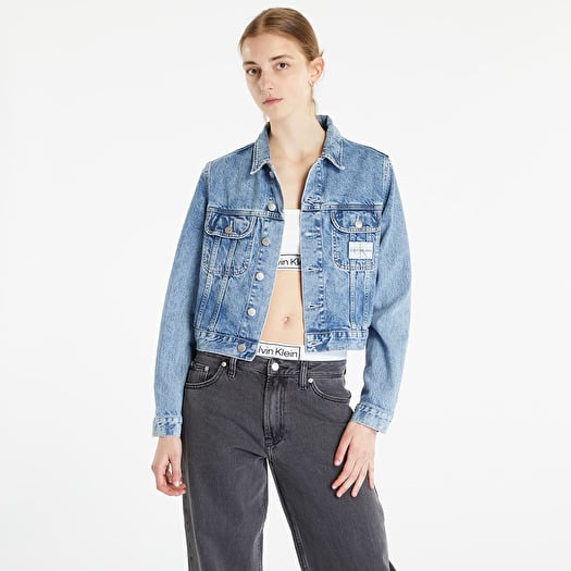 Calvin Klein Jeans Women's Oversized Fit Boyfriend Trucker Jacket, Indigo  Vintage, X-Small at Amazon Women's Coats Shop