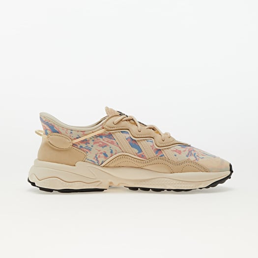 Q フレッシュ Men's shoes adidas Ozweego Sand Strata/ Sand Strata/ Super