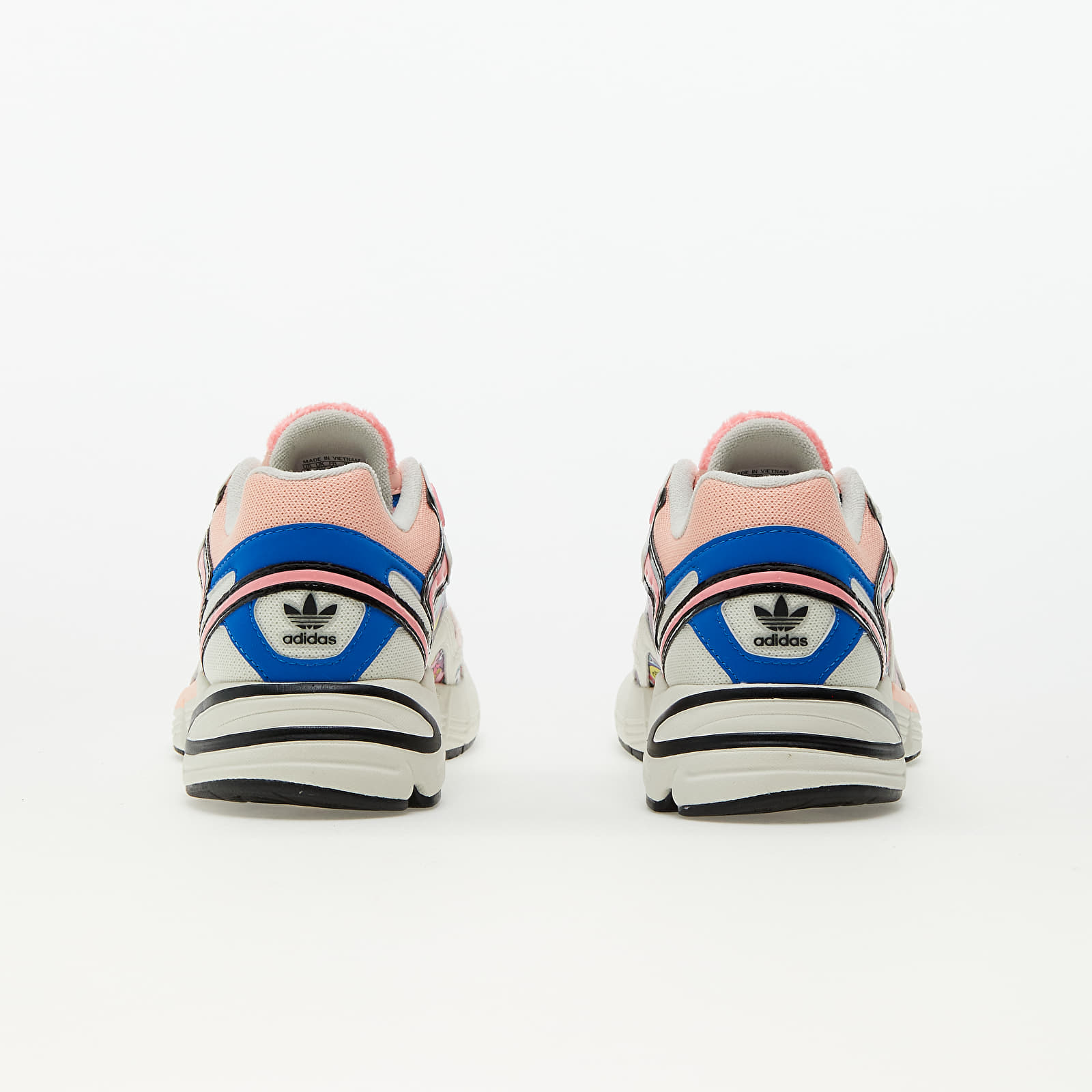 Zapatillas mujer adidas x Hello Kitty Astir W Off White/ Clear Orange/ Core Black