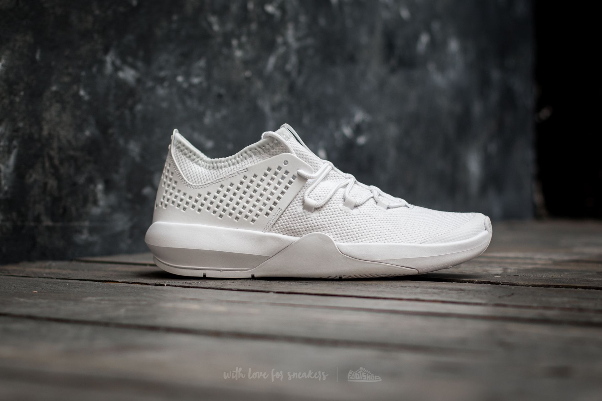 Men s shoes Jordan Express White Pure Platinum White Footshop