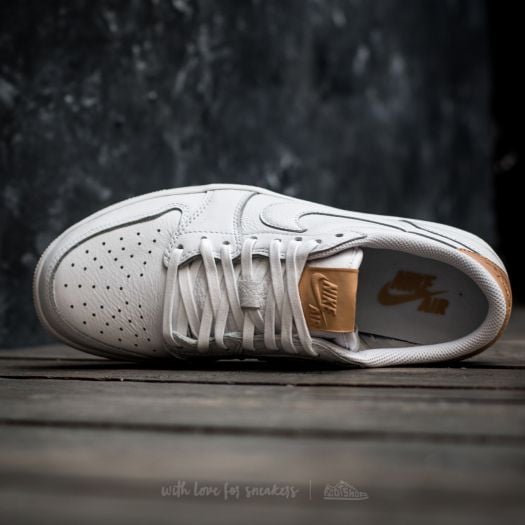 Jordan 1 low og premium hot sale