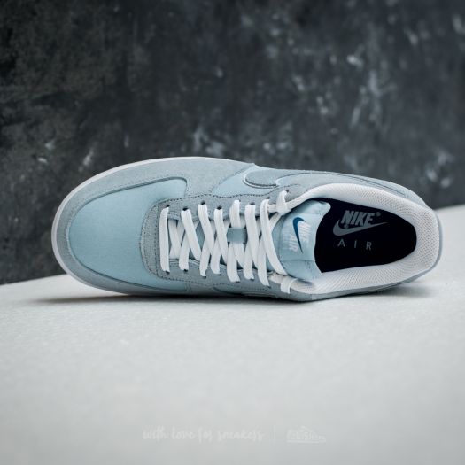 Nike Air Force 1 07