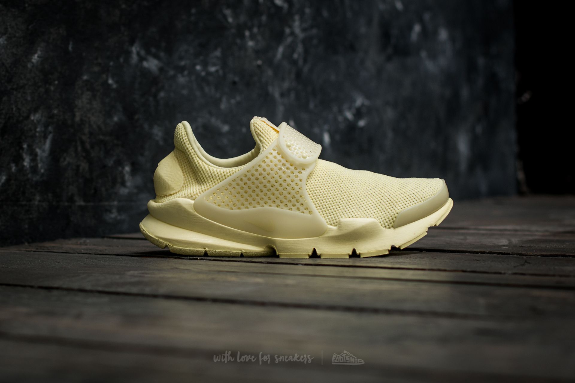 Sock dart yellow sale