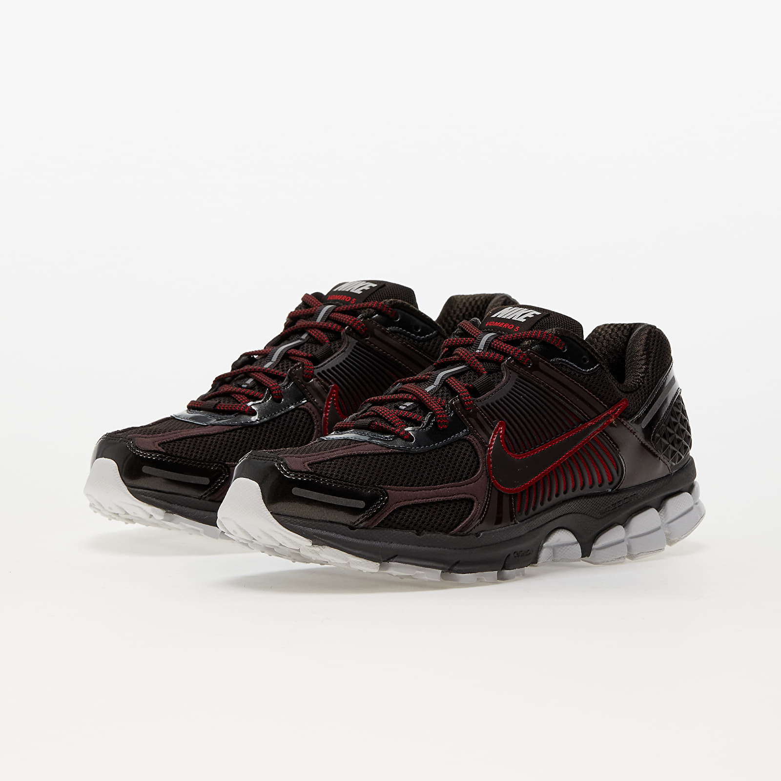 Încălțăminte și sneakerși pentru bărbați Nike Zoom Vomero 5 Velvet Brown/ Gym Red-Earth-Anthracite