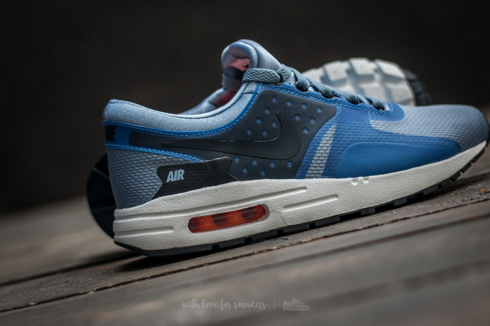Women s shoes Nike Air Max Zero Essential GS Work Blue Armory