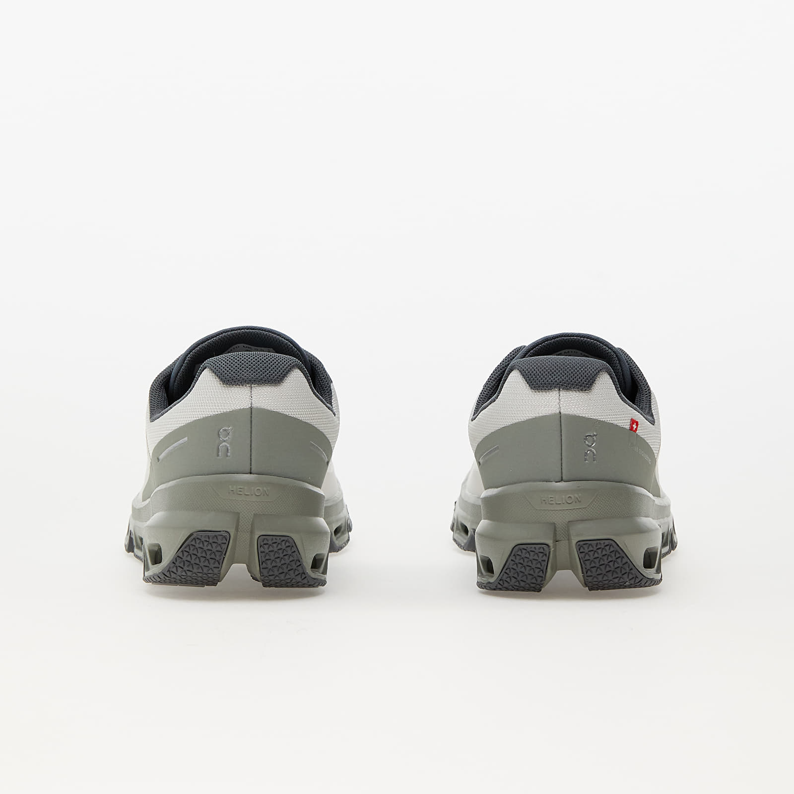 Meeste kingad On M Cloudventure Waterproof Ice/ Kelp