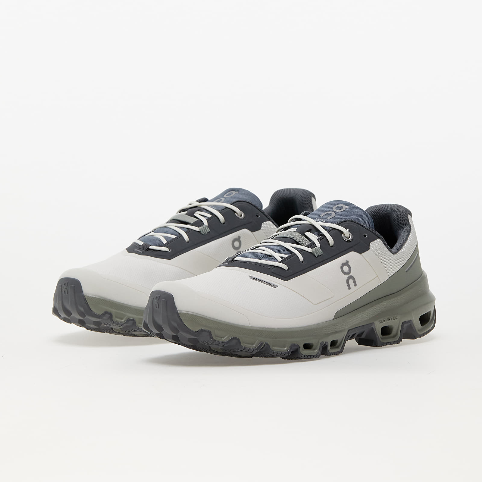Meeste kingad On M Cloudventure Waterproof Ice/ Kelp