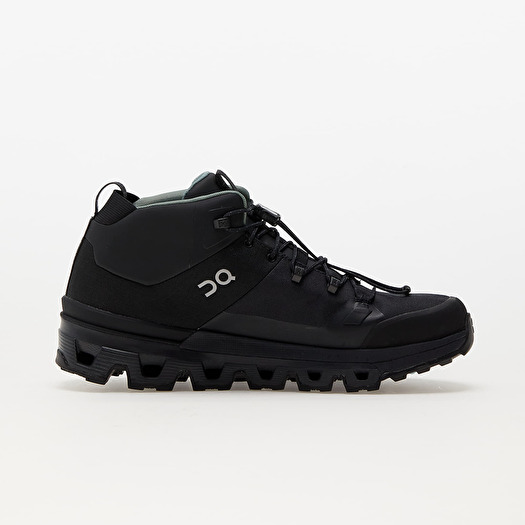 On W Cloudtrax Waterproof Black | Footshop