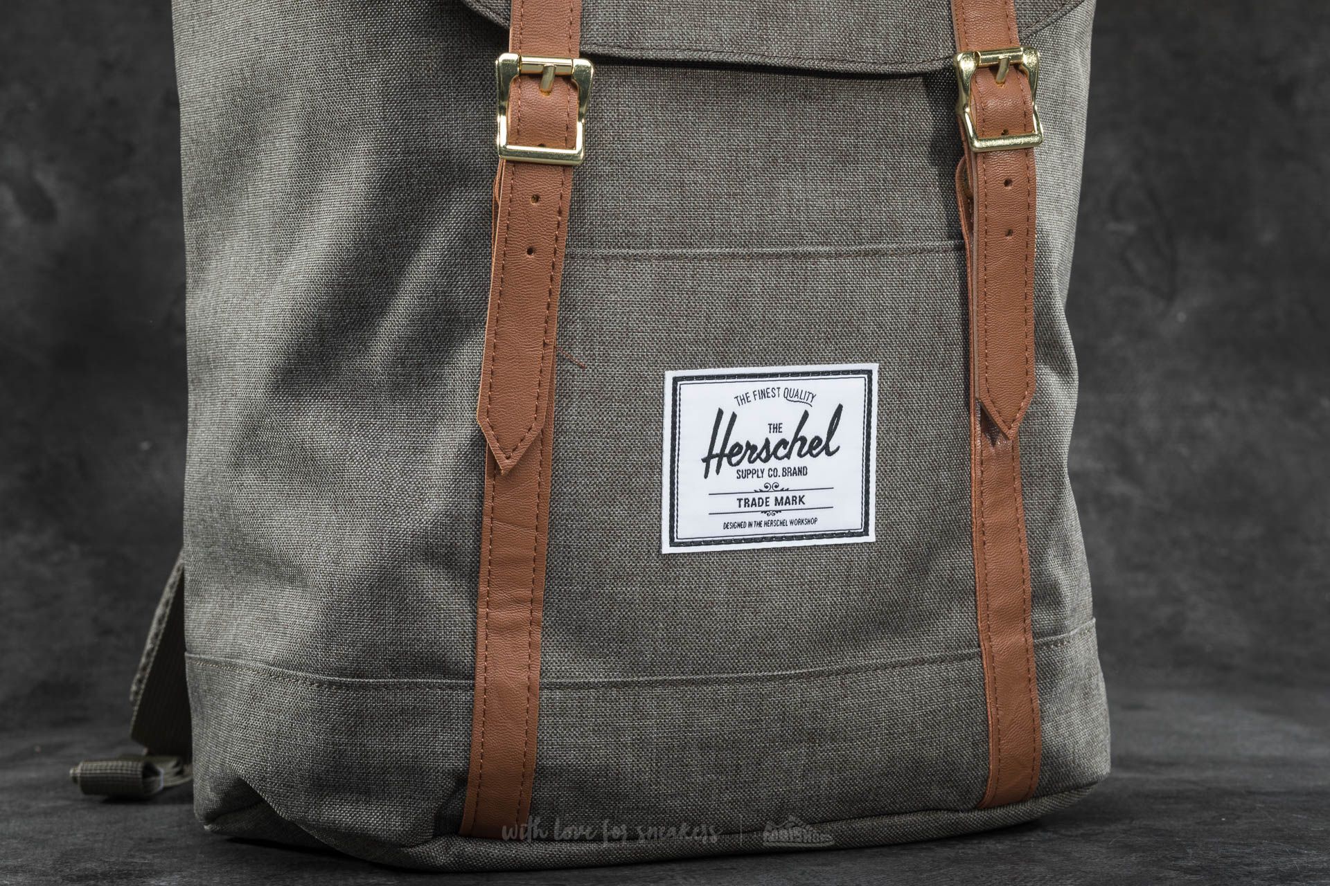 Herschel canteen clearance crosshatch