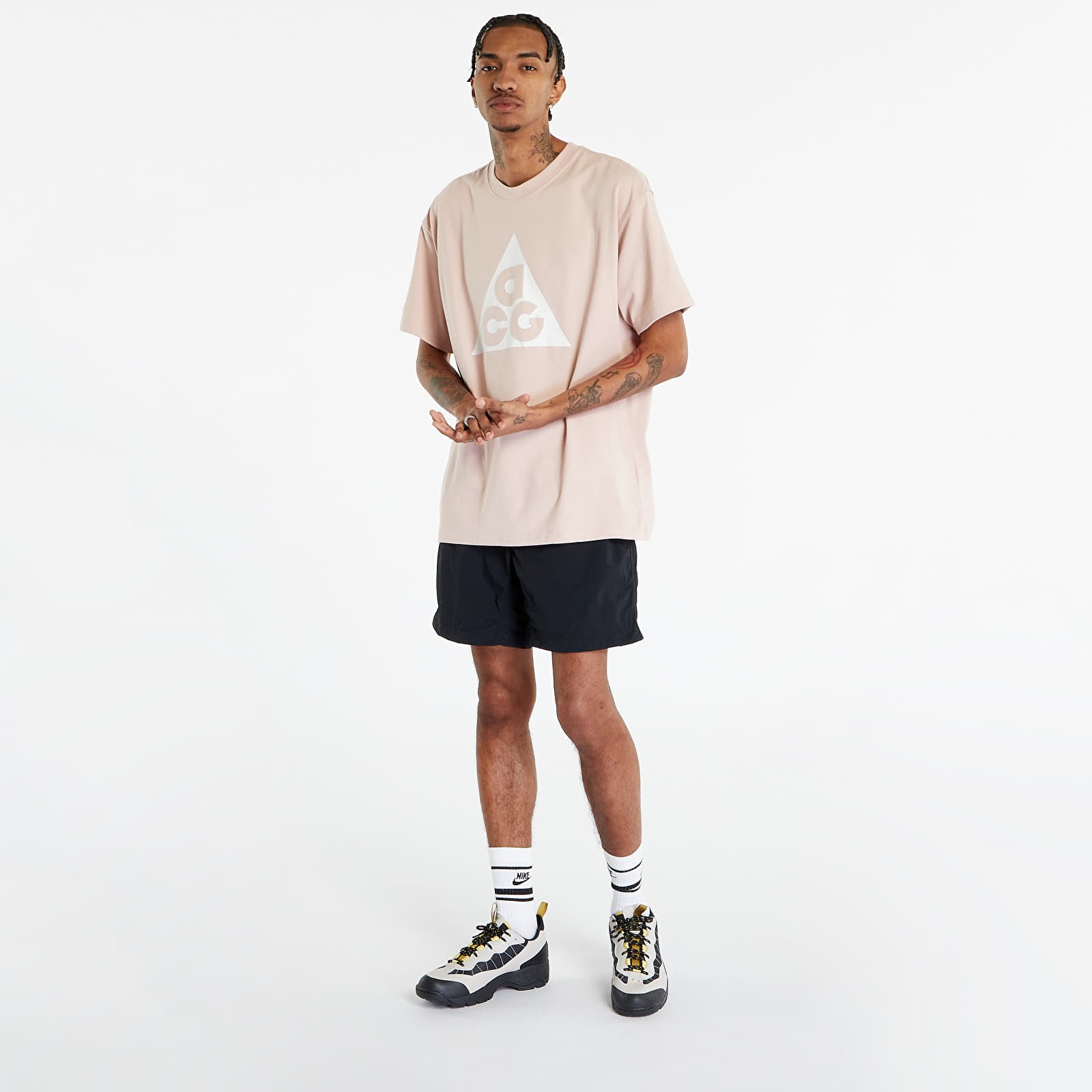 Nike store sock shirt