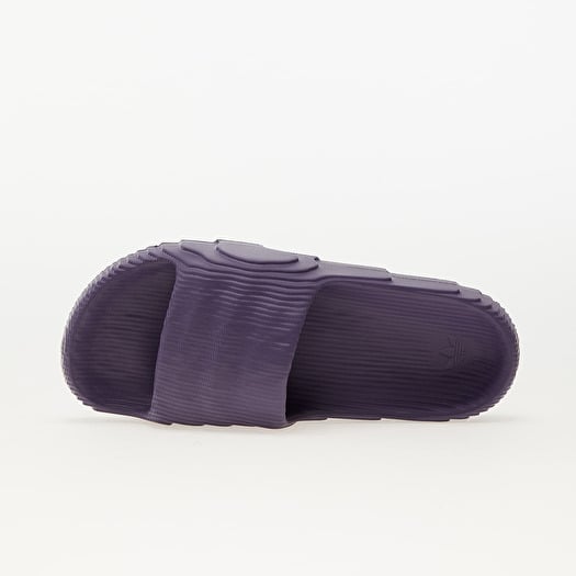 Adidas best sale adilette violet