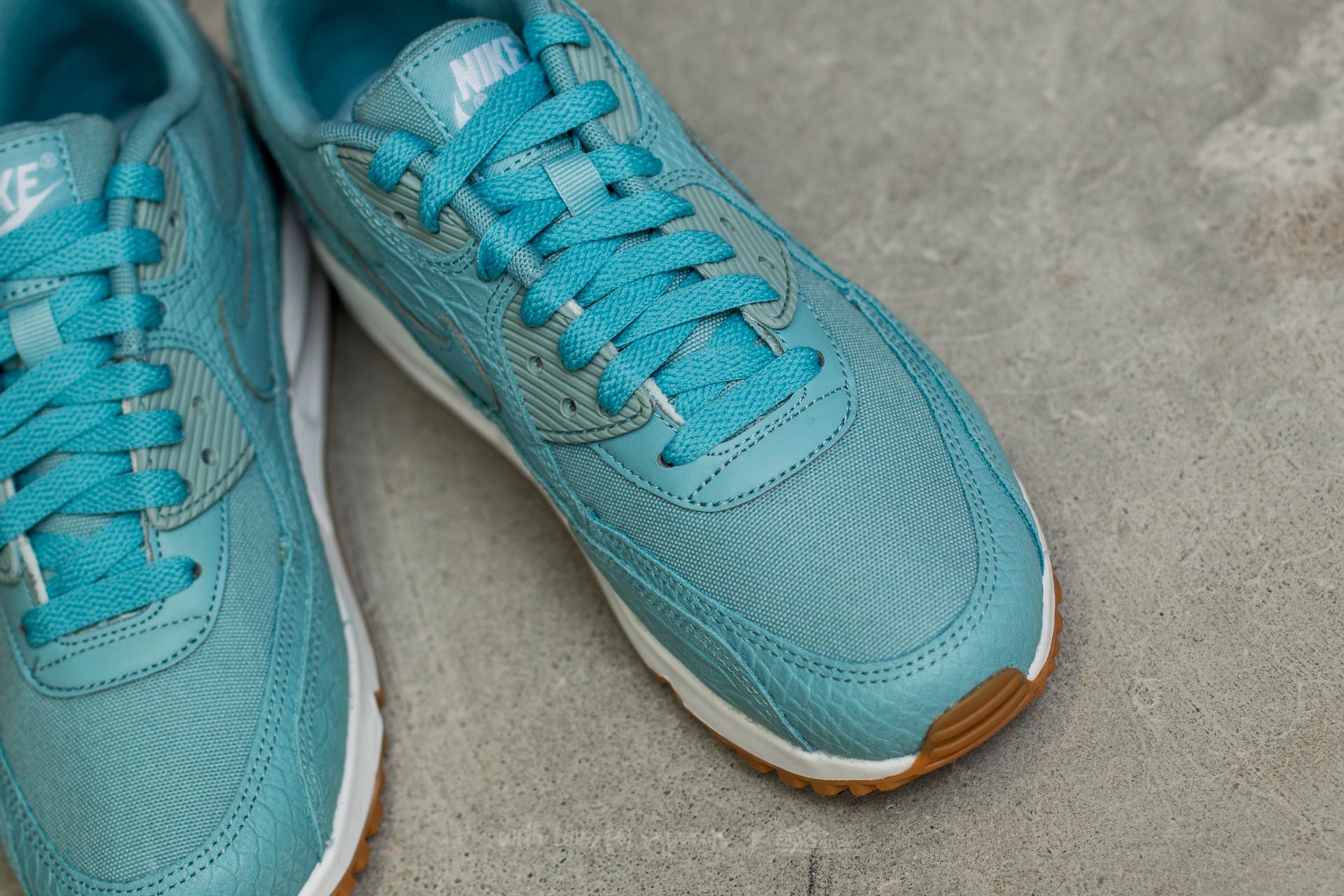 Dámské tenisky a boty Nike Wmns Air Max 90 Premium Mica Blue/ Mica Blue-Gum Yellow