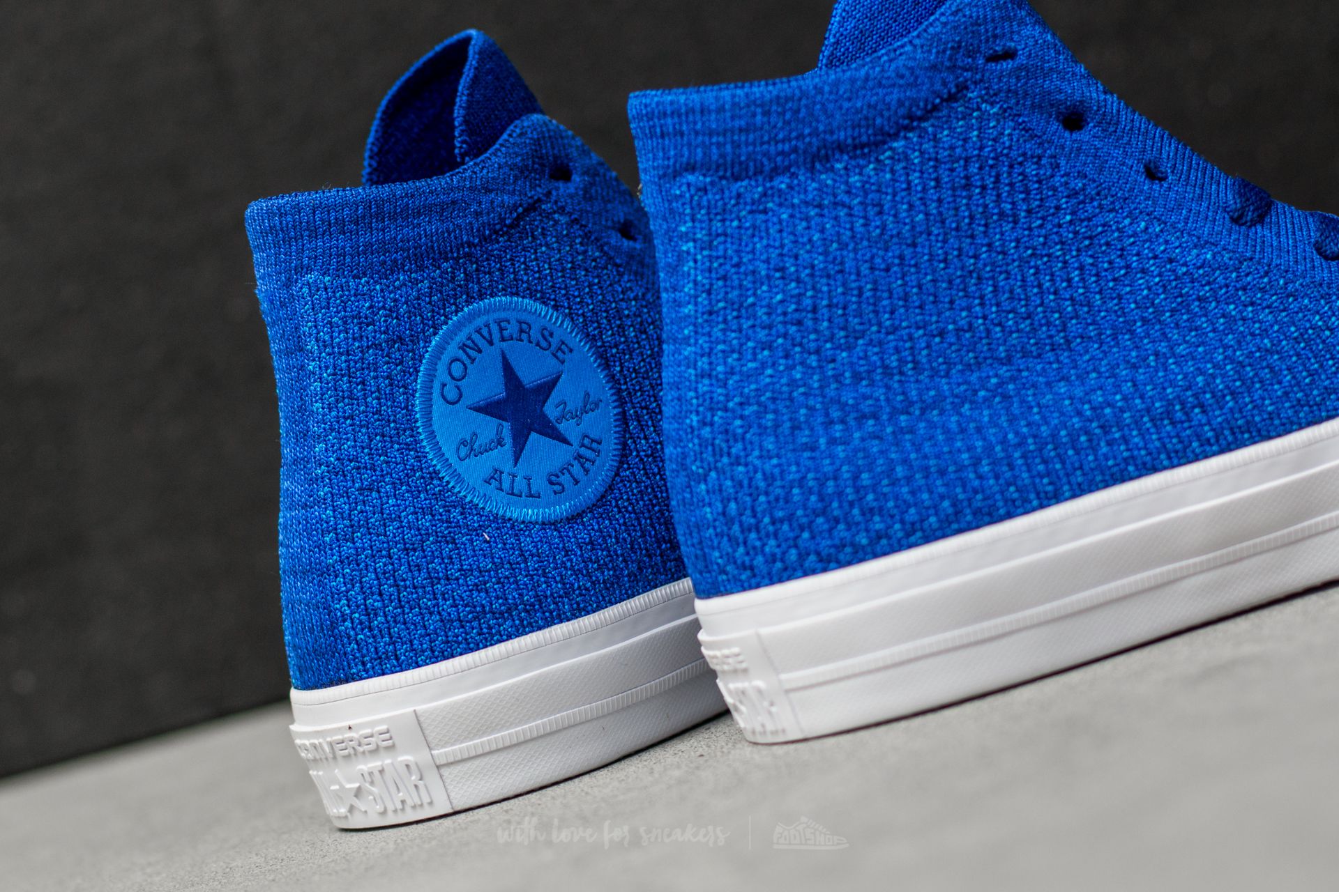 Converse flyknit 2025 blue