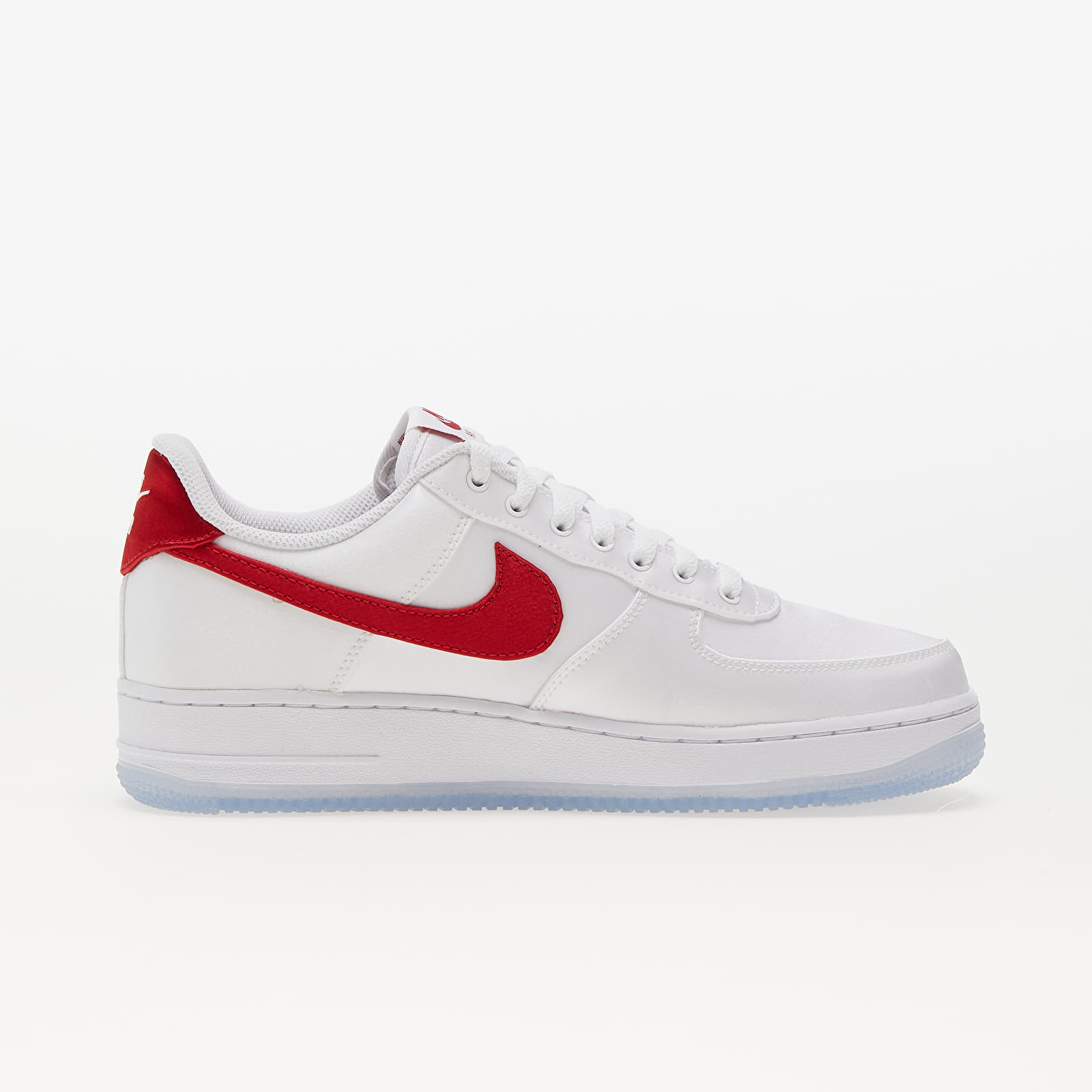 Női cipők Nike W Air Force 1 '07 Essential Snkr White/ Varsity Red