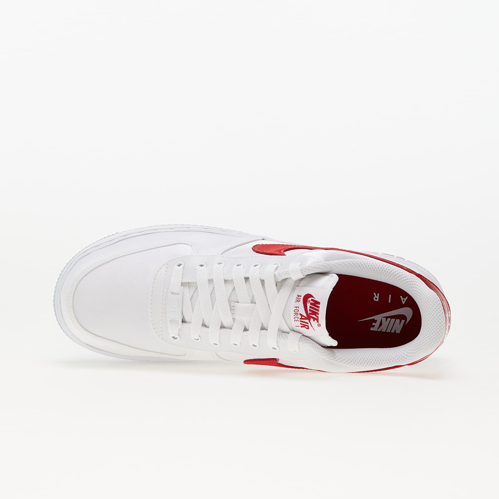 Női cipők Nike W Air Force 1 '07 Essential Snkr White/ Varsity Red