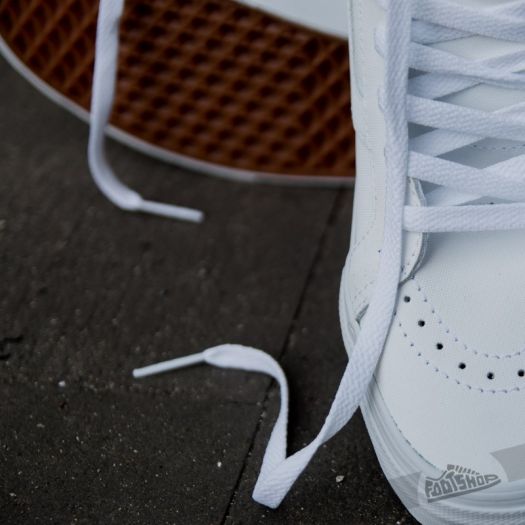 Vans sk8 hi deals reissue on feet