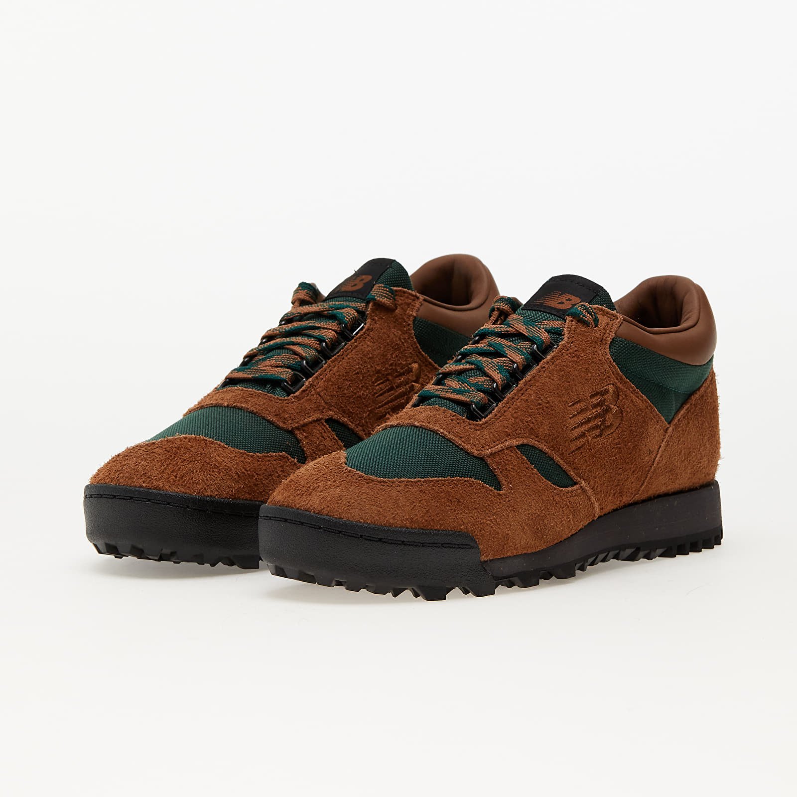 Scarpe uomo New Balance Rainier True brown/ Nightwatch Green/ Magnet