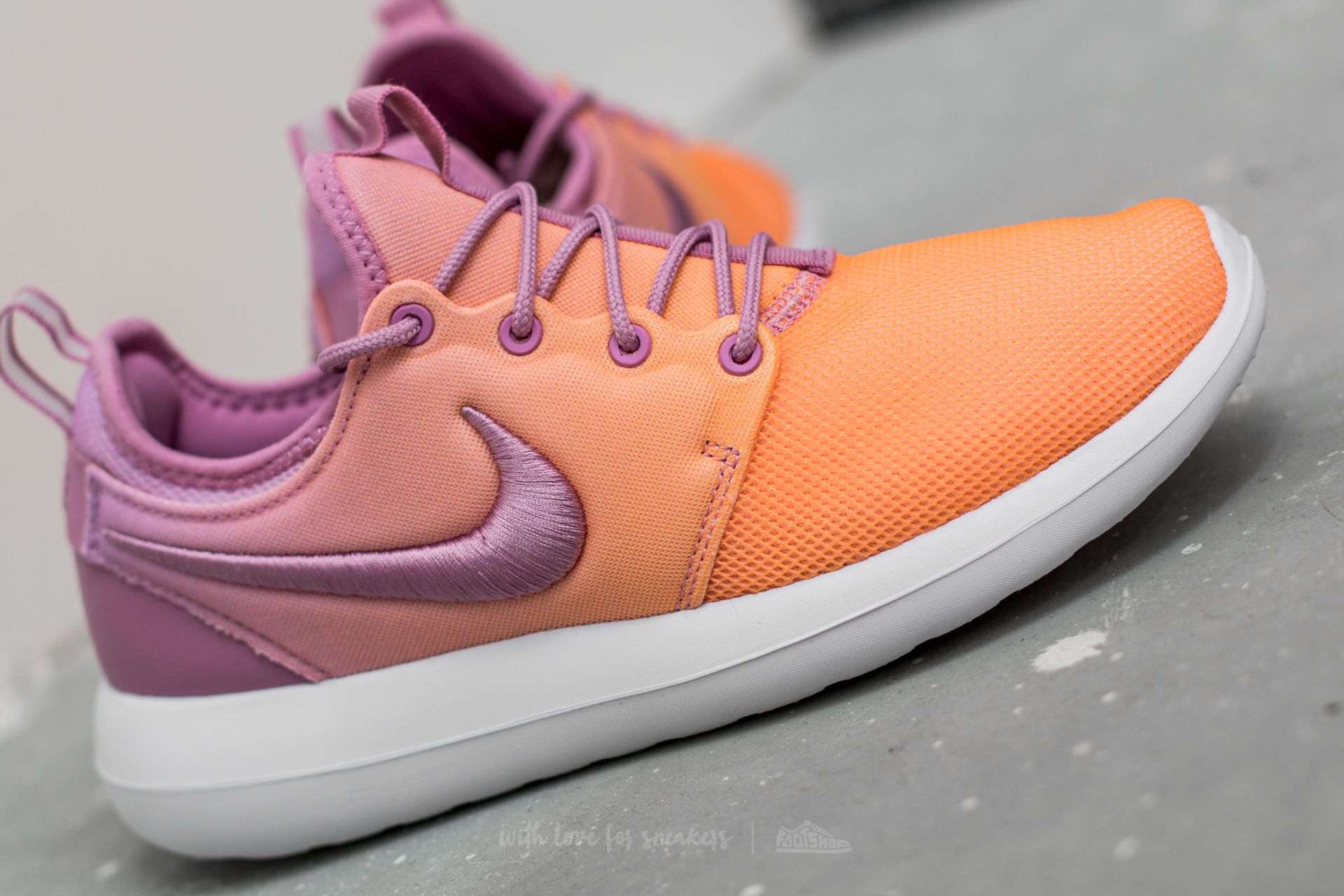 Nike roshe two breathe deals