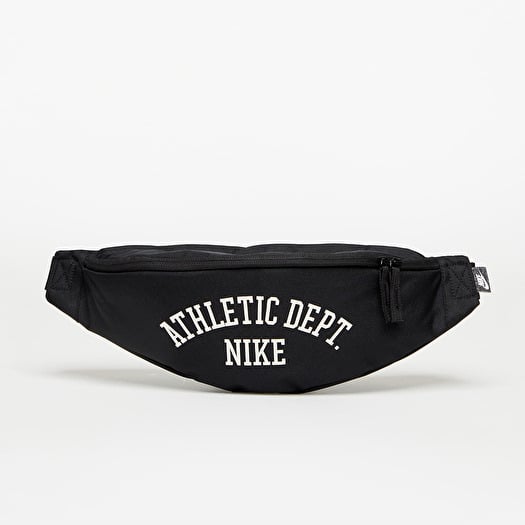 Nike 10 Ltrs Black/Black/White Waist Bag (BA5781-010) : Amazon.in: Bags,  Wallets and Luggage