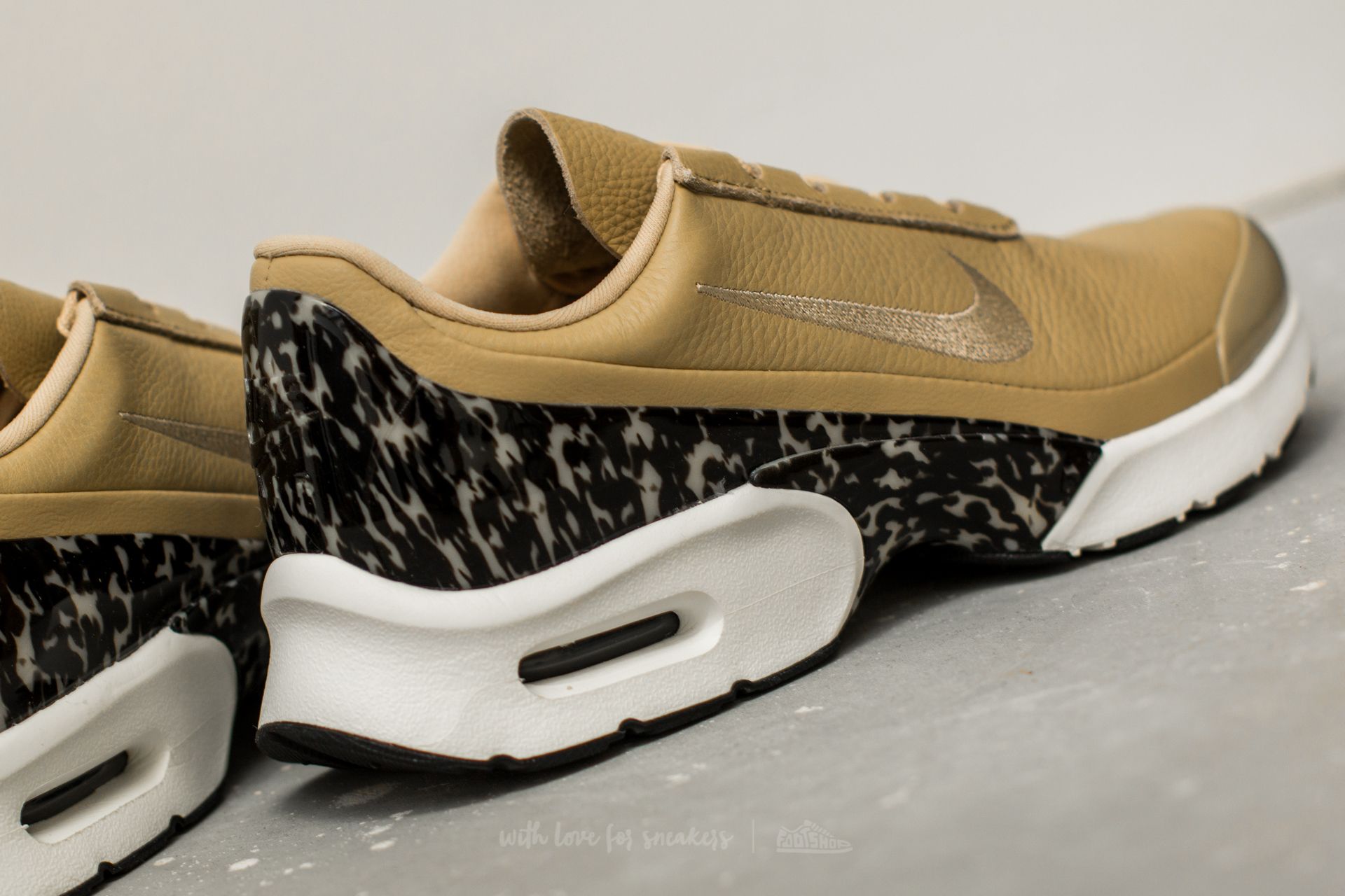 Air max jewell mushroom outlet