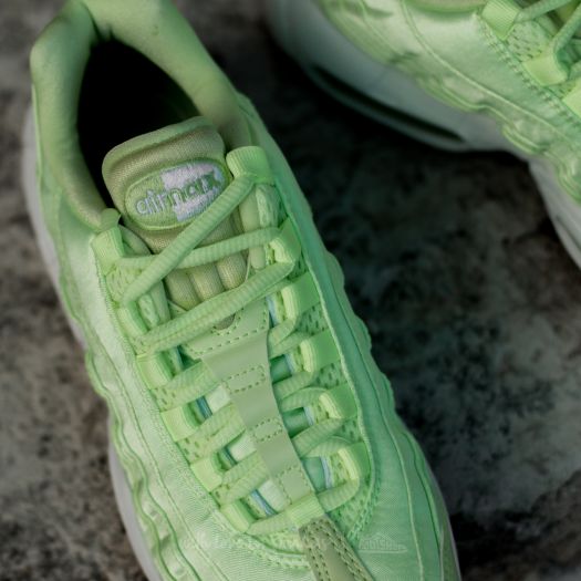 nike air max 95 liquid lime