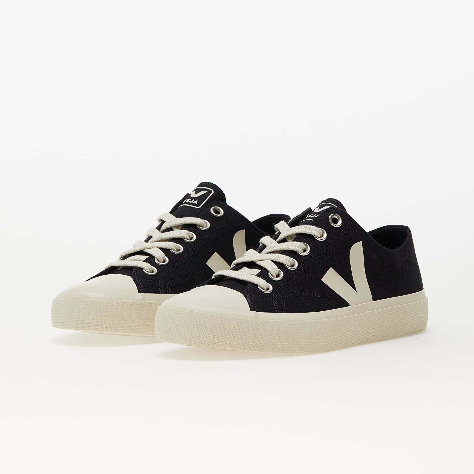Pánské tenisky a boty Veja Wata II Low Canvas Black/ Pierre