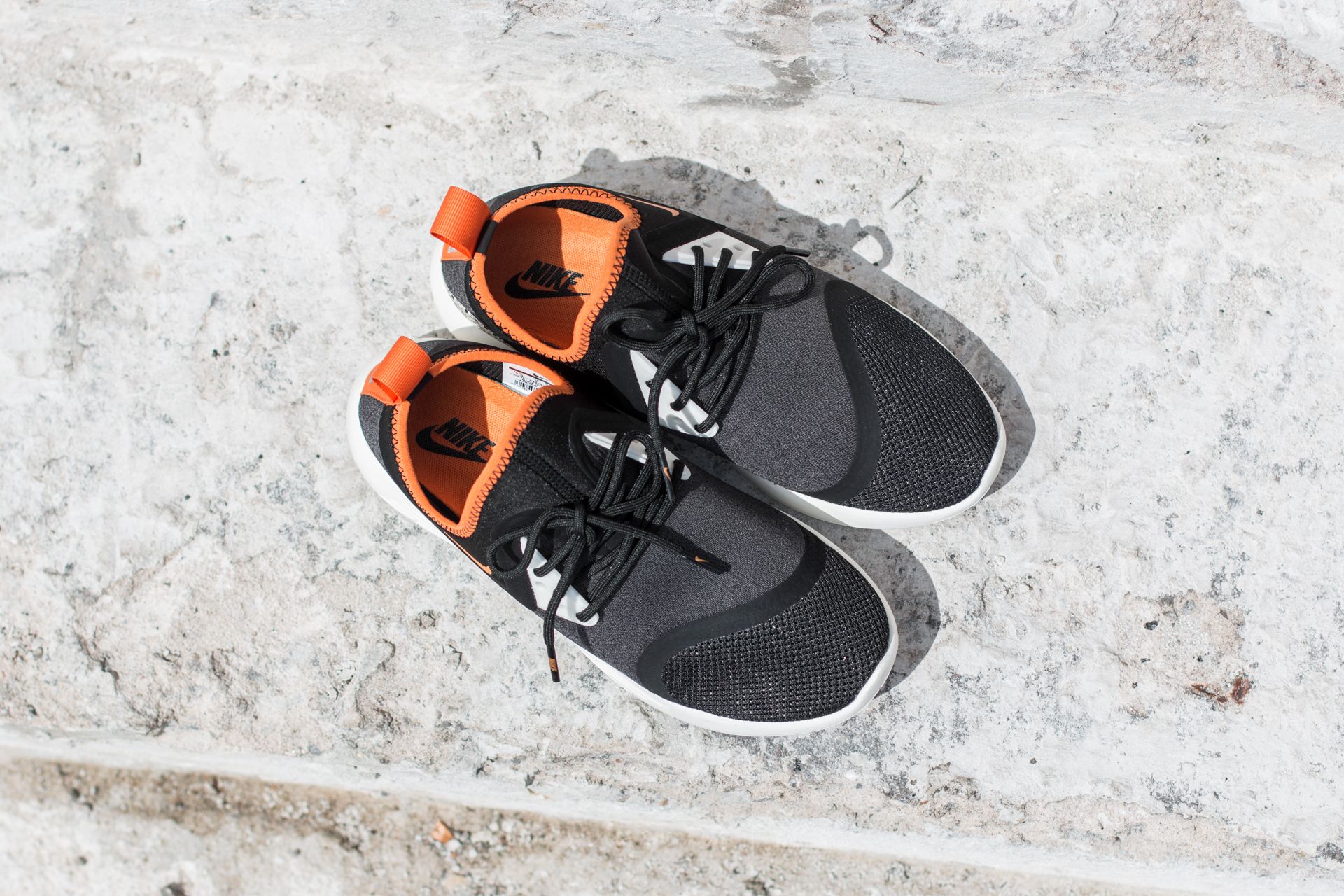 Nike lunarcharge bn sales
