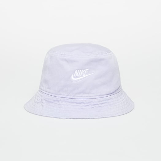 White nike shop bucket hat