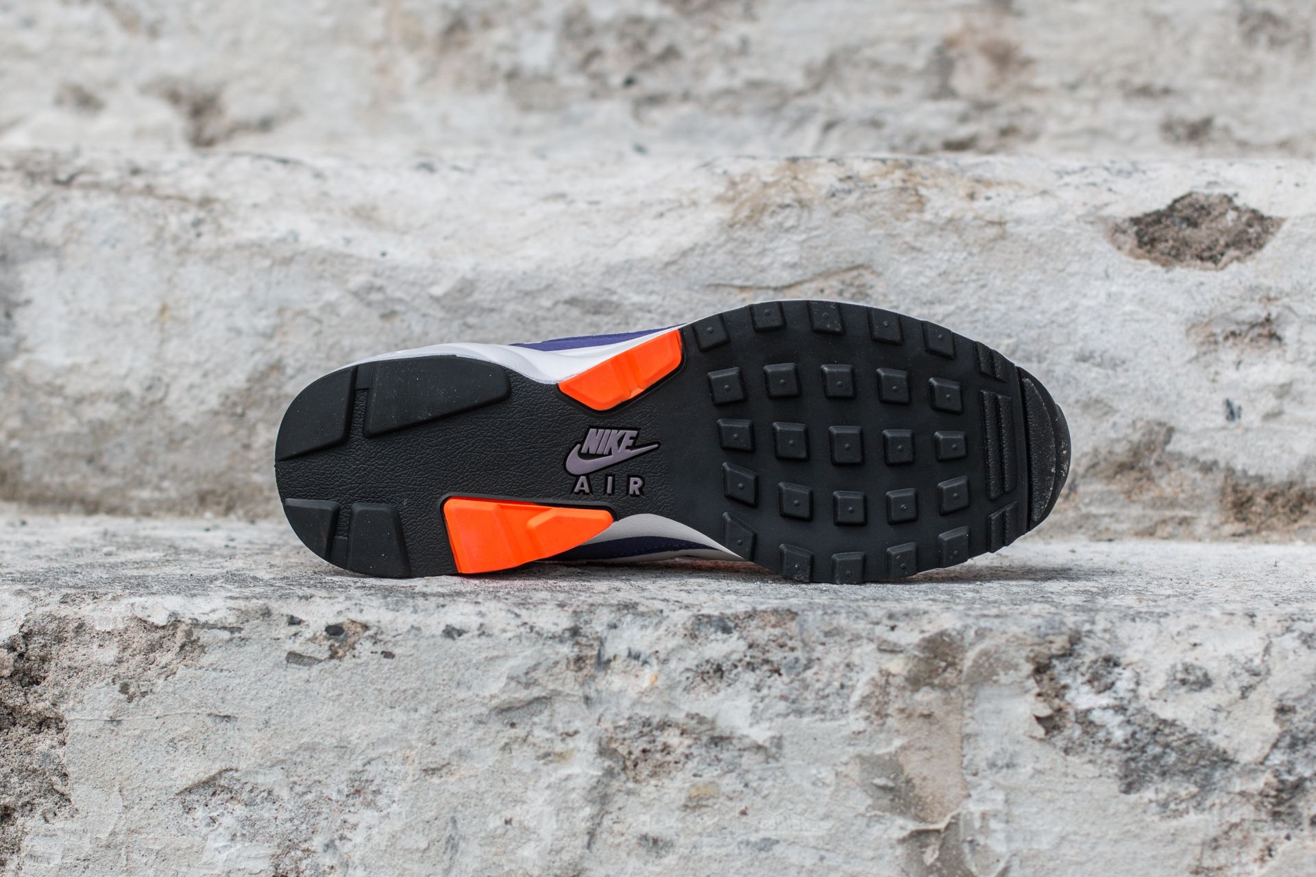 Men's shoes Nike Air Icarus Extra White/ Radiant Orange