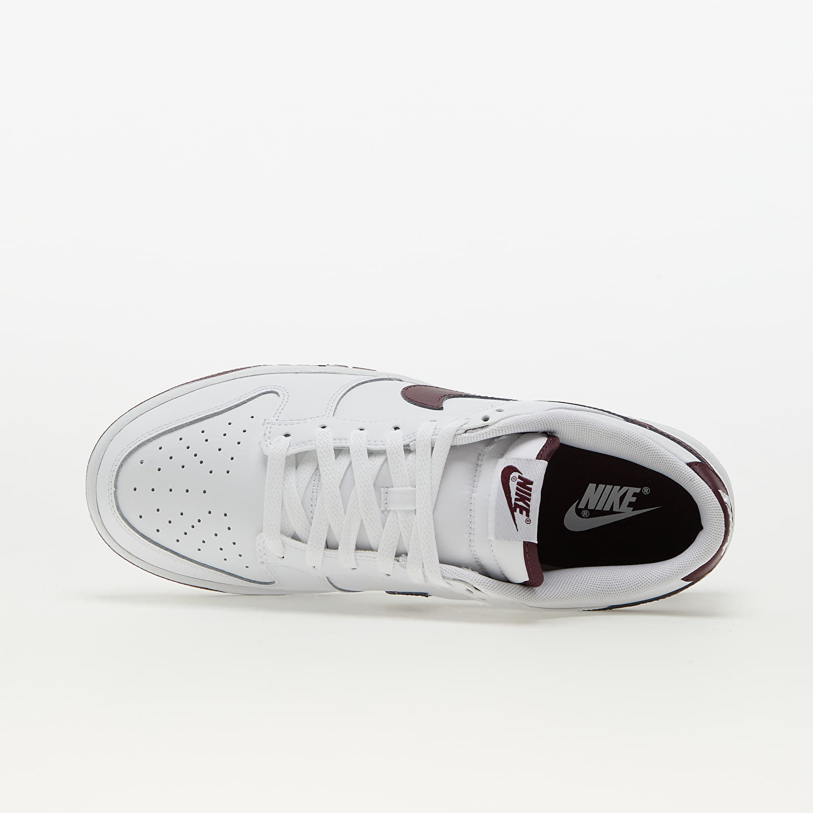 Încălțăminte și sneakerși pentru bărbați Nike Dunk Low Retro White/ Night Maroon-White
