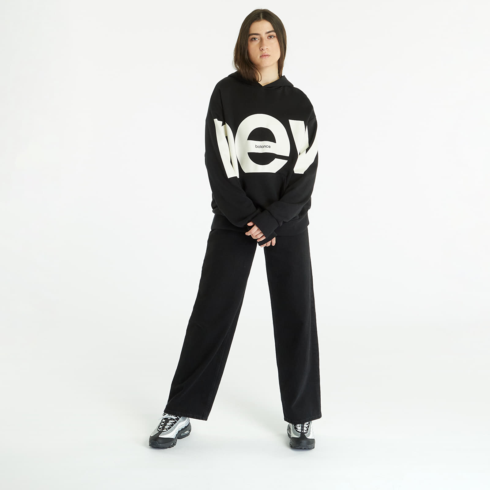 Sudaderas New Balance Athletics Out of Bounds Hoodie UNISEX Black