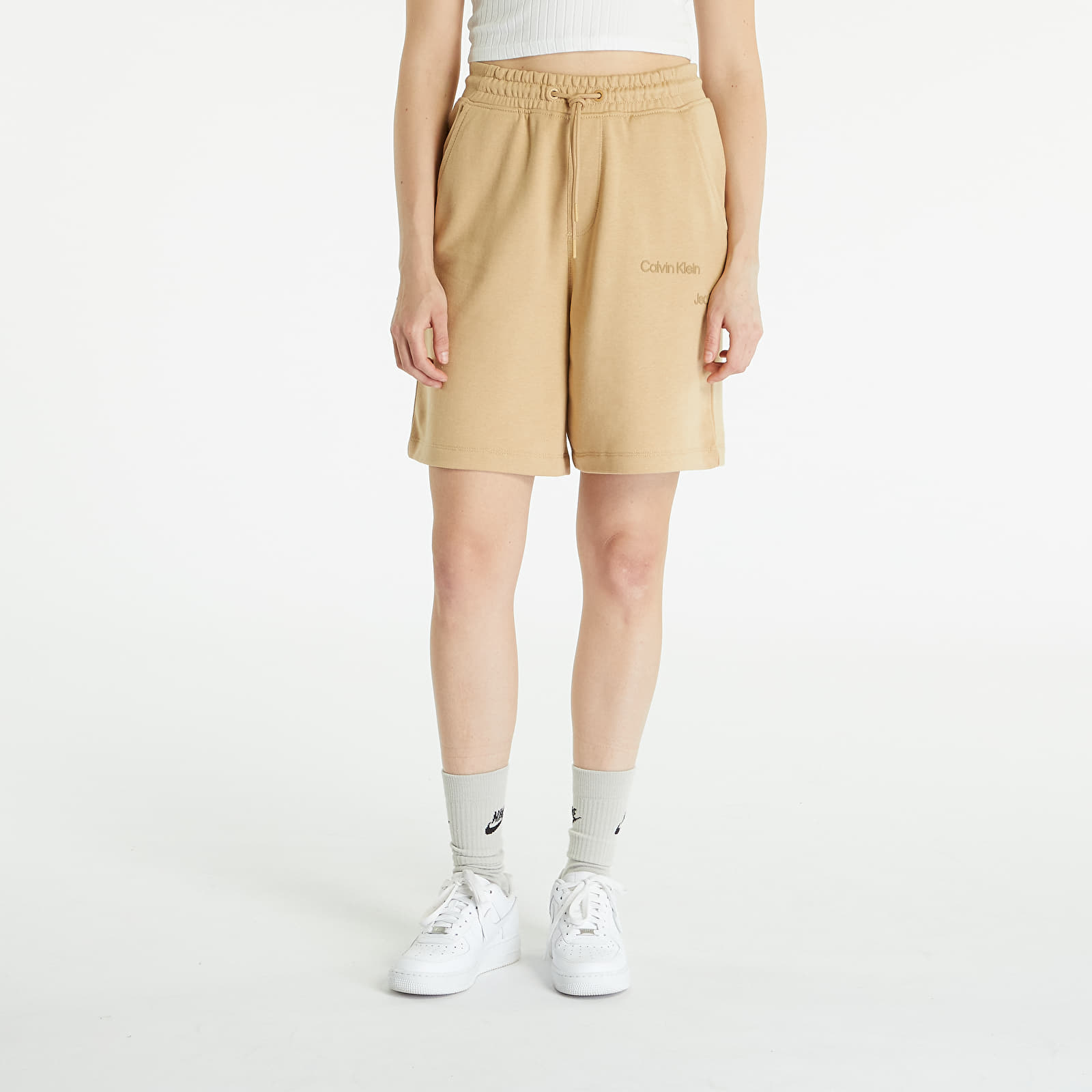 Pantaloni scurți Calvin Klein Jeans Disrupted Logo Hwk Shorts Tawny Sand